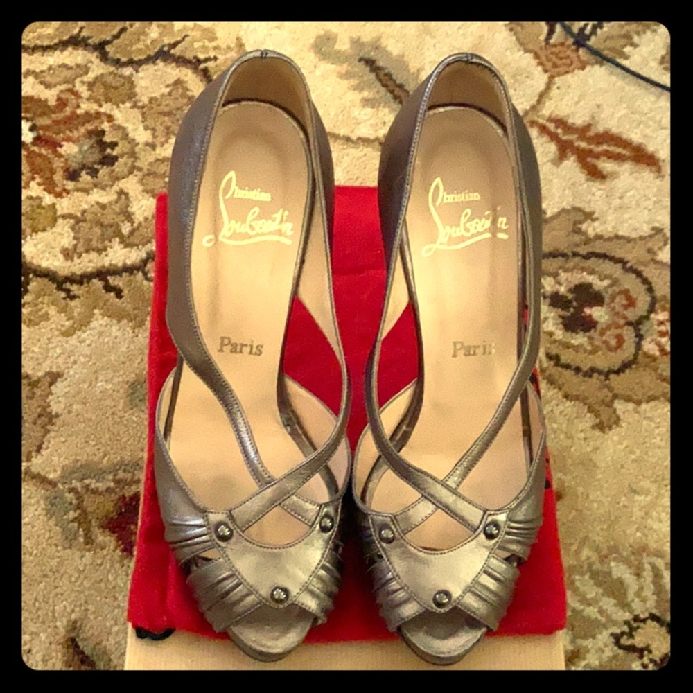 Christian Louboutin Scissor Girl 120 Pewter 38.